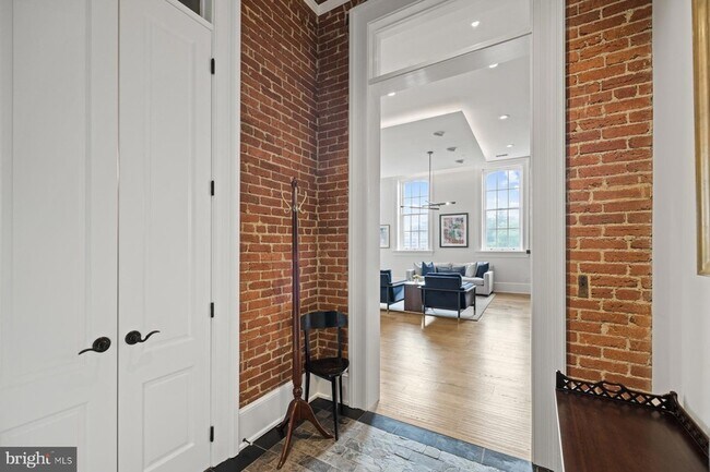 Foto del edificio - 725 5th St SE