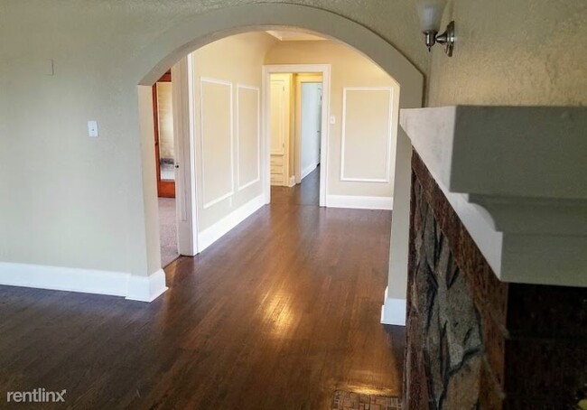 Foto del edificio - 4122 N 13th St