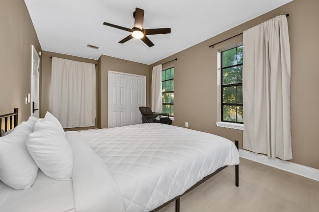 Photo - 512 Mason Ave House