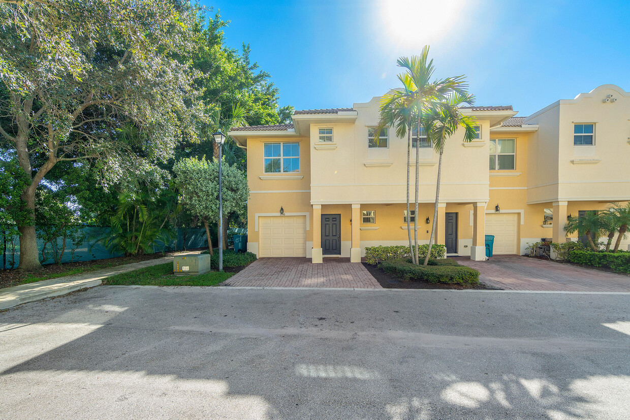 1940 Via Sofia, Boynton Beach, FL 33426 - Townhome Rentals in Boynton ...