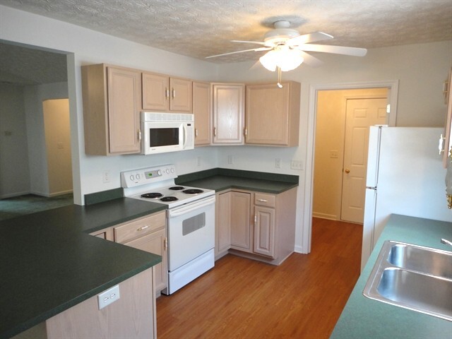 Foto del edificio - 9244 Sawgrass Dr