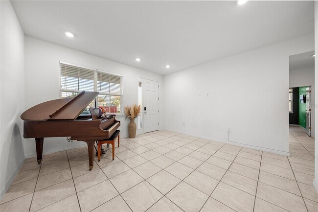 Foto del edificio - 7664 SW 63rd Ln Rd