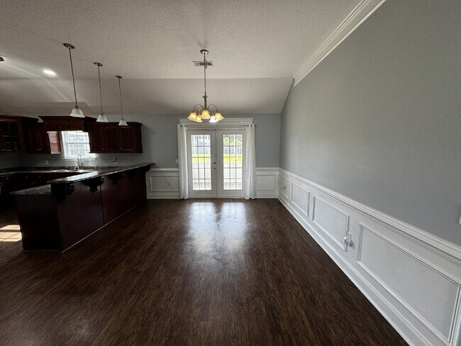 Building Photo - Home for Rent