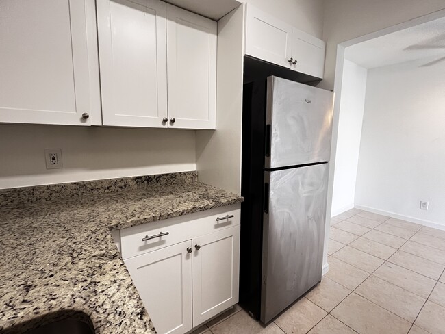 Foto del edificio - 4529 NE 21st Ave