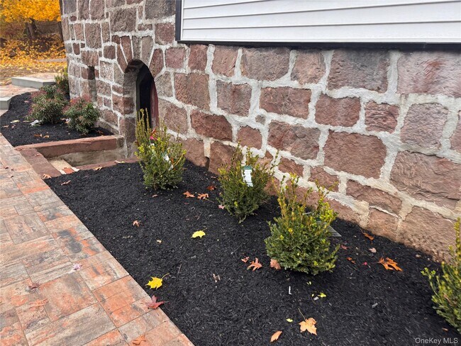 Foto del edificio - 263 S Mountain Rd