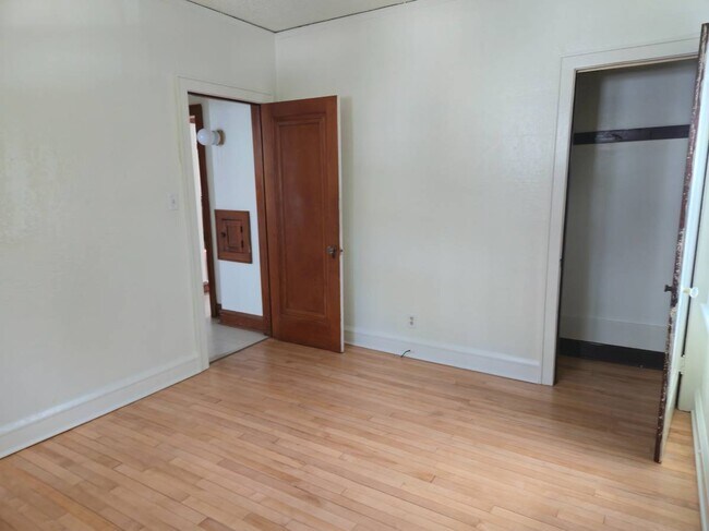 Foto del edificio - 3163-3165-3165 N 39th St