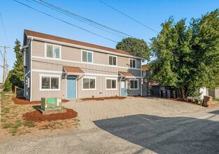 Building Photo - 3508 S 45th St