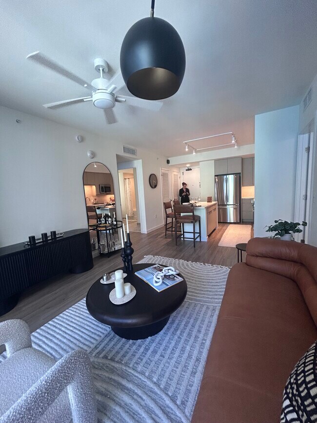Foto del edificio - 223 NE 27th St