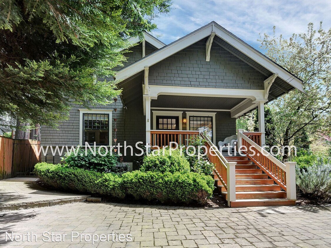 Primary Photo - 3 br, 3 bath House - 2842 SW Patton Rd