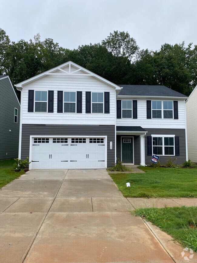 Building Photo - Room in House on Rustling Pines Ct