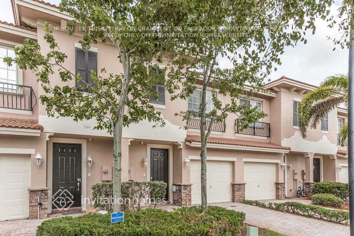 Foto principal - 251 Las Brisas Cir