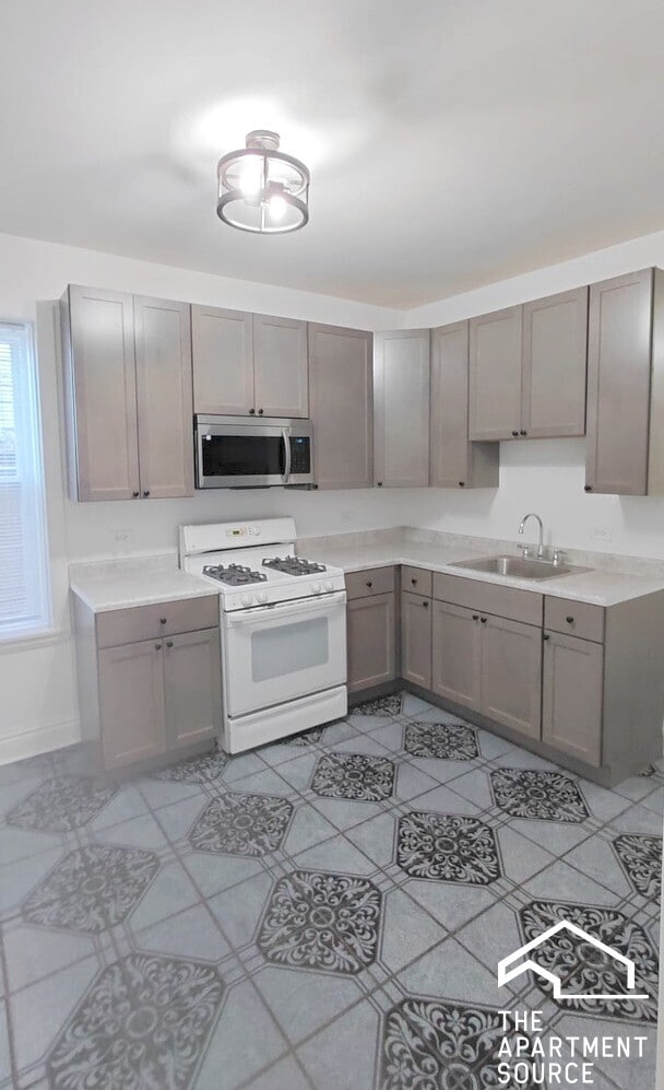 Foto del edificio - 1741 N Central Park Ave