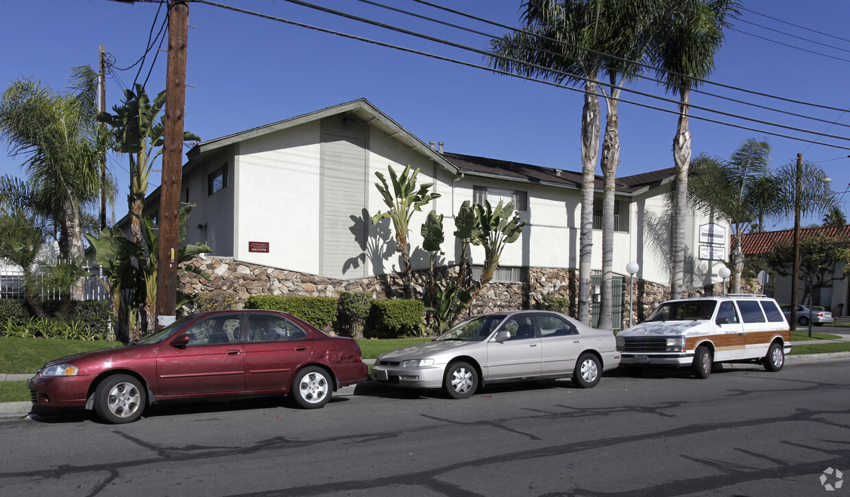 Building Photo - Franklin Street Apartments