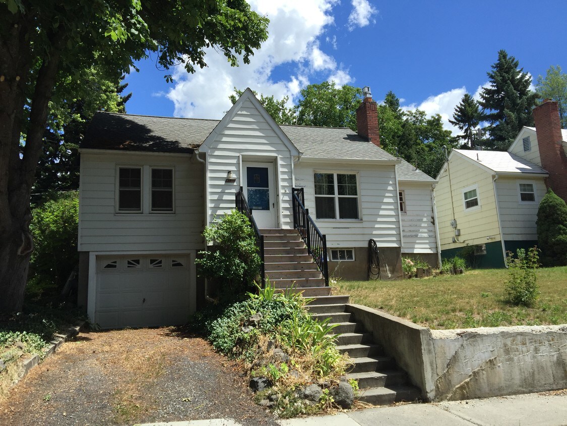 1030 NE Duncan Ln, Pullman, WA 99163 House Rental in Pullman, WA