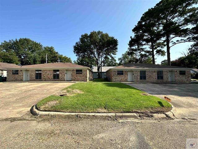 Foto principal - 402 W 25th St