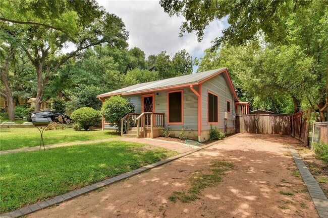 Foto del edificio - 3306 Hemlock Ave