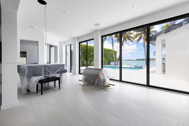 Building Photo - 91 N Hibiscus Dr