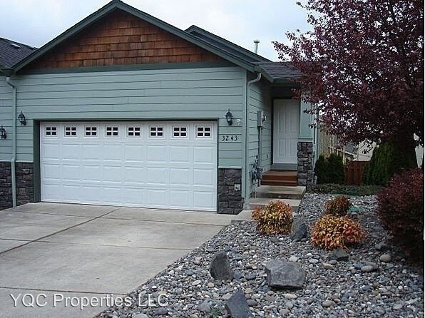 Primary Photo - 3243 NW Pacific Rim Dr