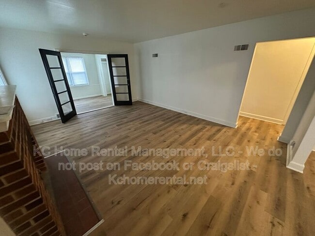 Building Photo - 4748 Eastern Ave