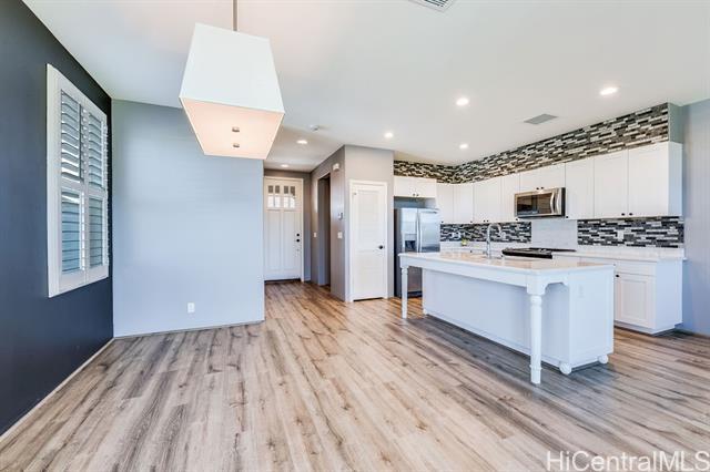 Building Photo - 91-2220-2220 Kaiwawalo St