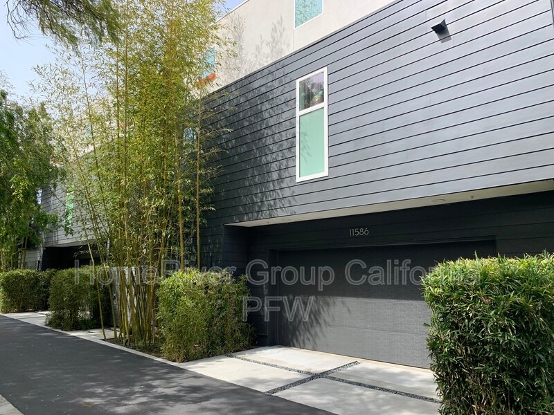 Foto principal - 11586 Gallery Ln