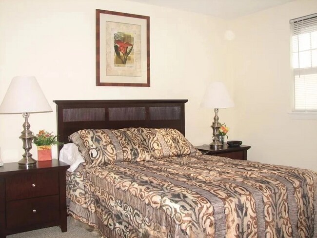 Foto del edificio - 9 River Dr