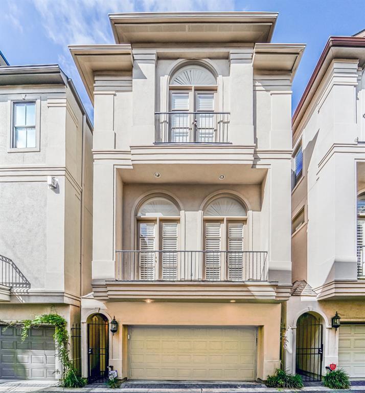 127 Dennis St, Houston, TX 77006 House Rental in Houston, TX