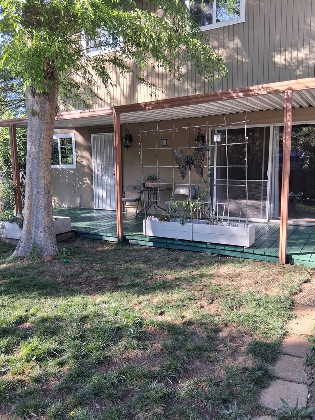 Building Photo - 770 Haines Ct