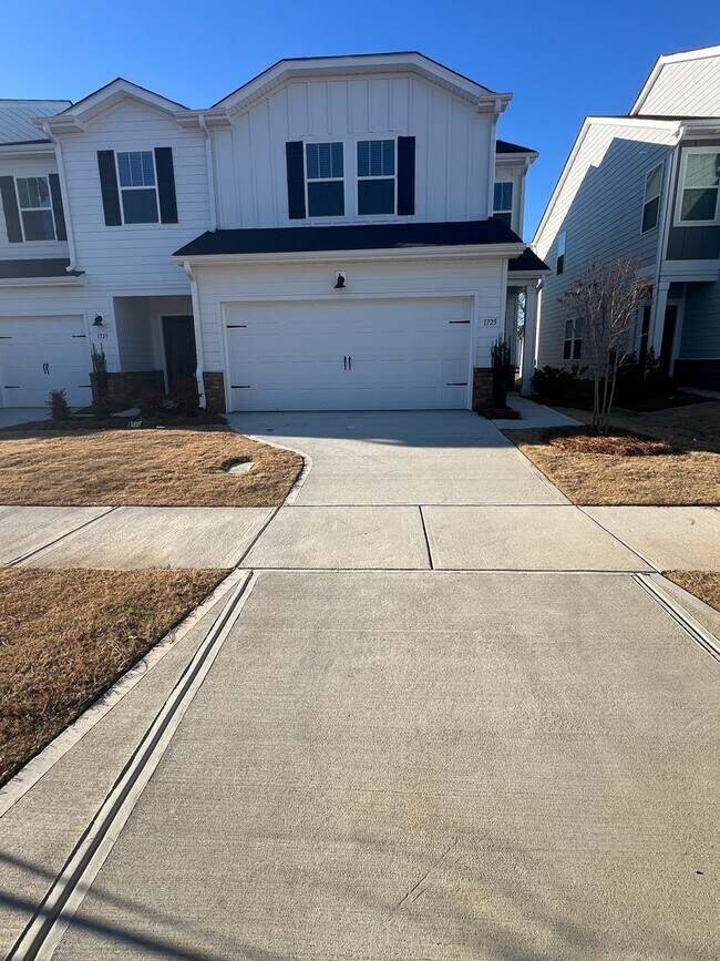 Foto del edificio - 3 Bedroom, 2.5 Bath Brand New Home for Rent (MONROE)