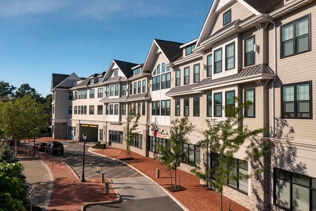 Building Photo - 1000 New York Ave