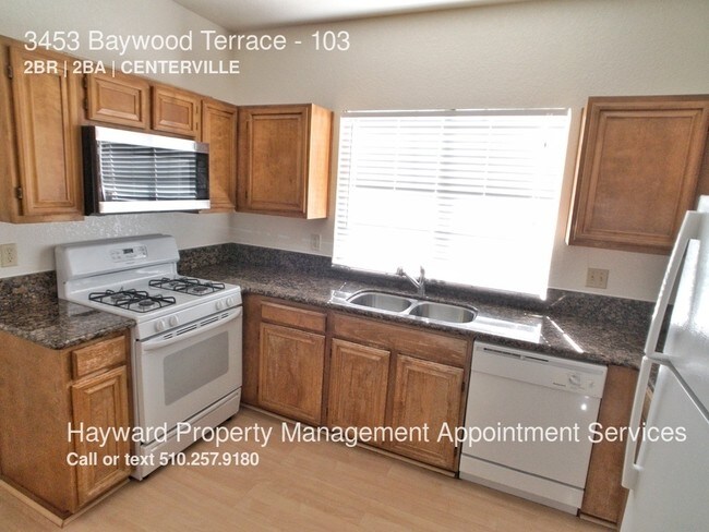 Building Photo - 3453 Baywood Ter