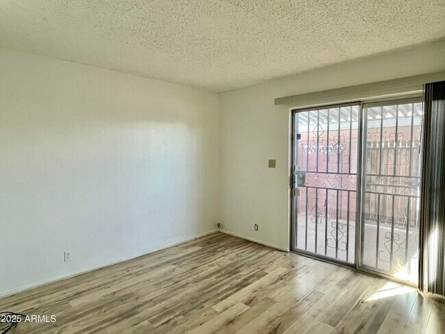Foto del edificio - 6818 N 35th Ave