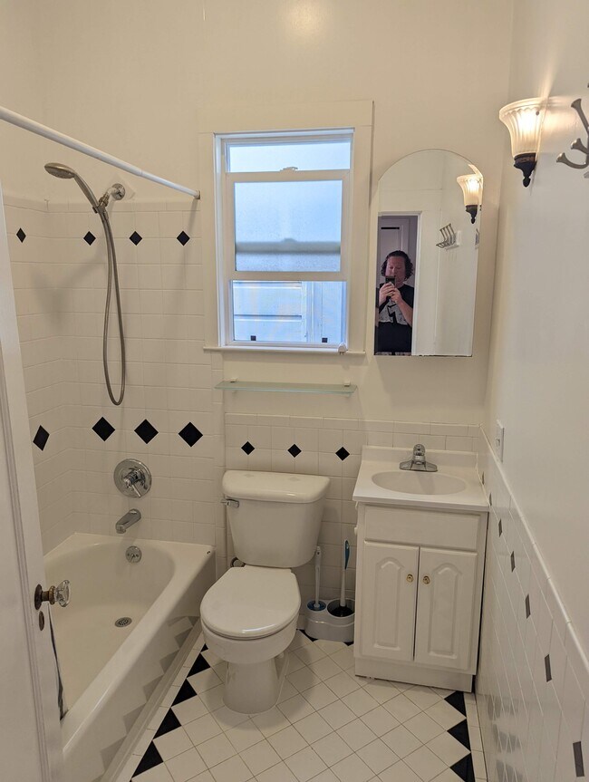 Bathroom - 939 Guerrero St