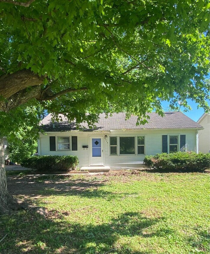 Primary Photo - 2716 Florence St