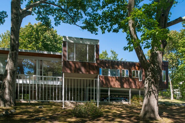 Building Photo - 84 Stonybrook Rd