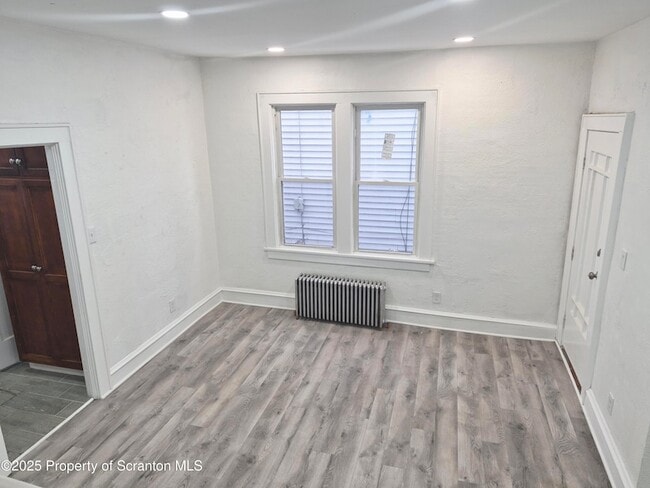 Building Photo - 1758 Wayne Ave