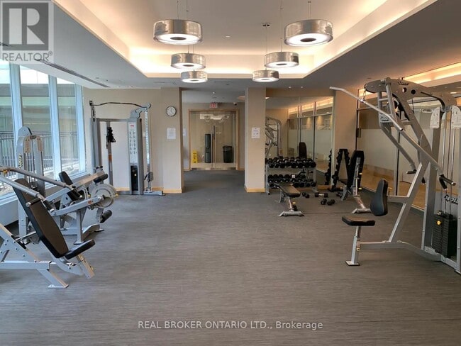 Photo du bâtiment - 55 Bremner Blvd