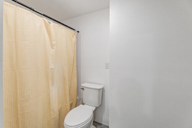 Foto del edificio - 1245 PH W