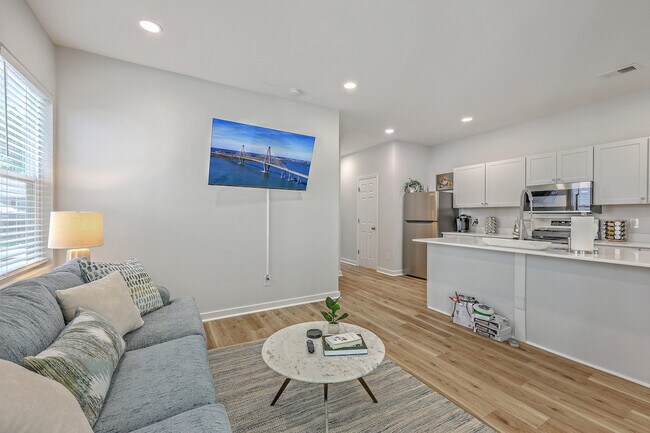 Foto del edificio - 5754 Pilgrim Ave