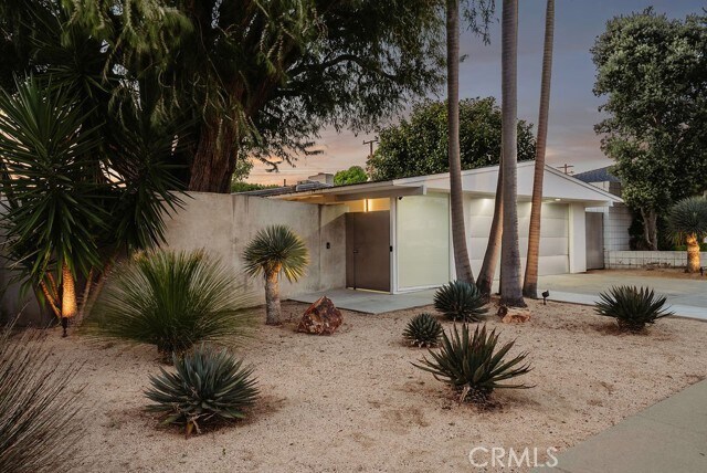 Foto del edificio - 2015 Irvine Ave