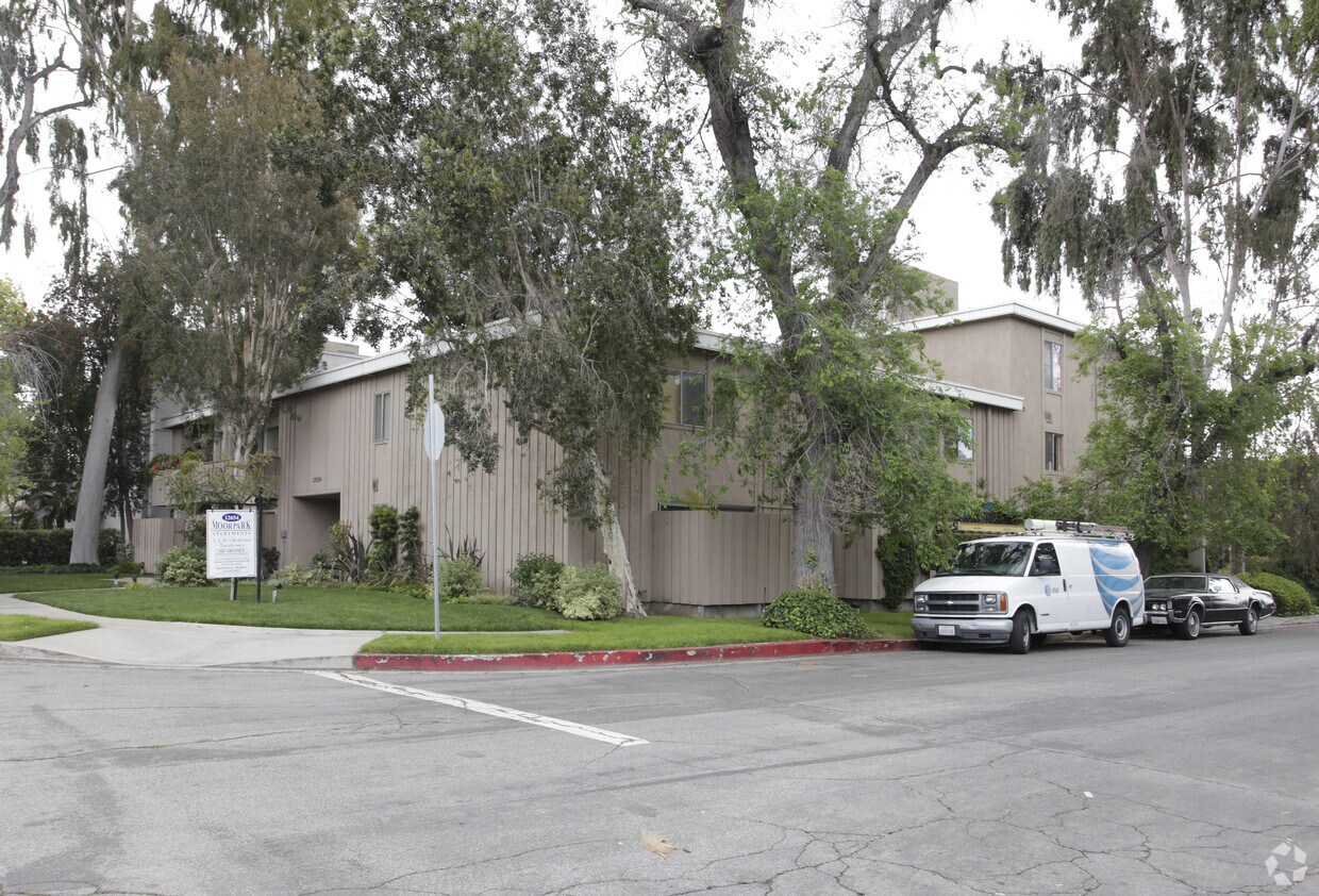 12654 Moorpark St, Studio City, CA 91604 Apartments in Studio City
