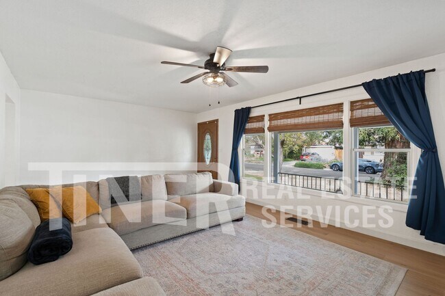 Building Photo - Tastefully Updated Home in Desirable Arden...