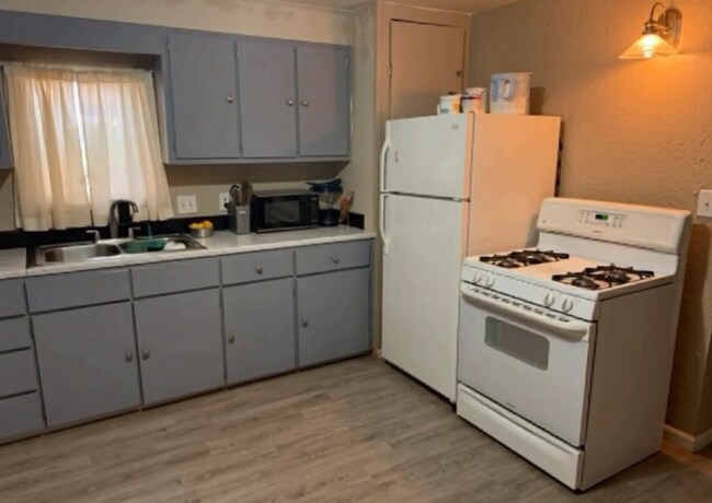 Foto del edificio - 811 W 30th St