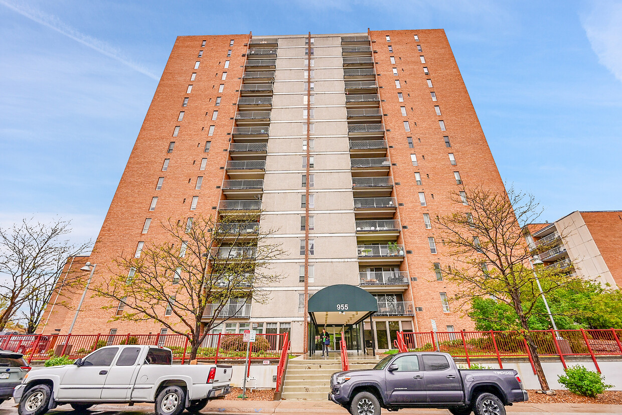 Foto principal - 955 Eudora St