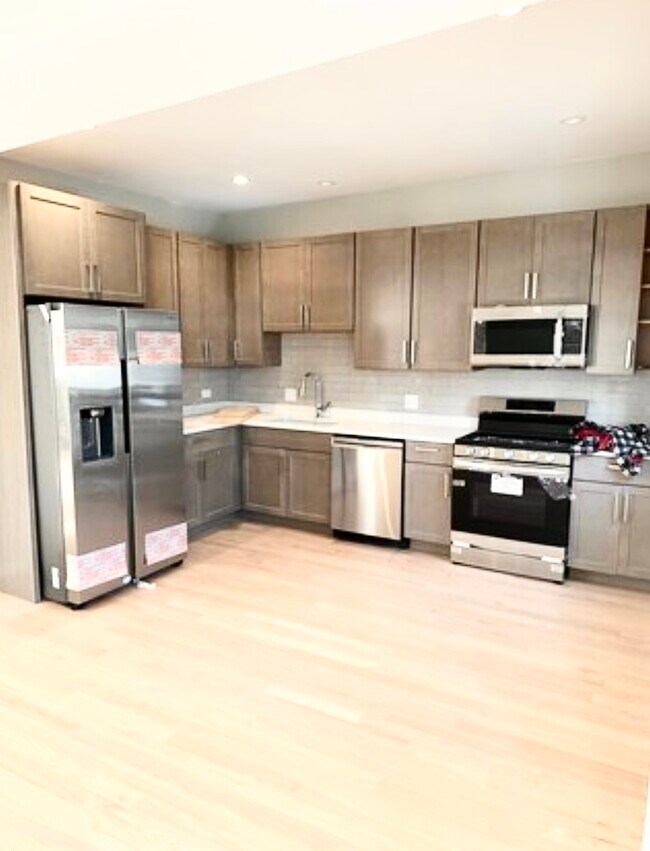 Foto del edificio - 3404 N Lavergne Ave