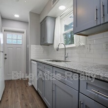 Building Photo - 412 Arborview Dr