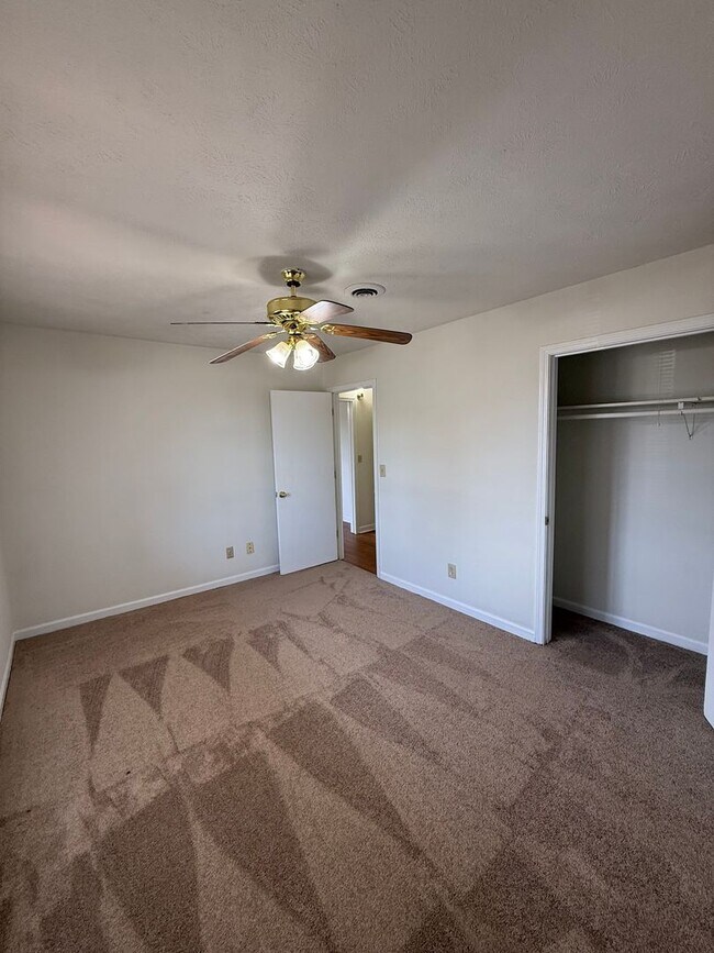 Foto del edificio - 1272 Aiken Rd