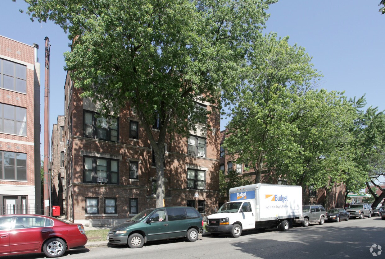 Foto principal - Kenwood Apartments - S Woodlawn Ave