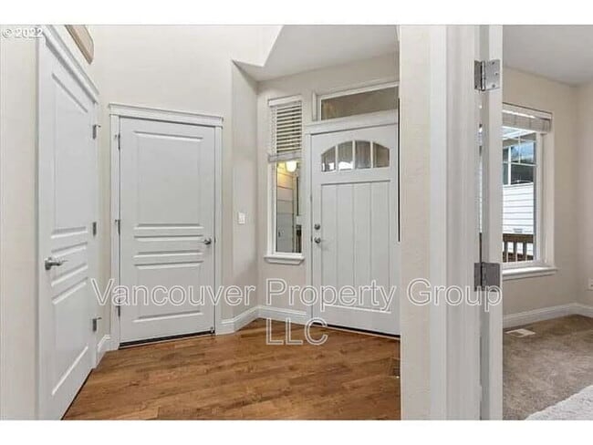 Foto del edificio - 2310 NE 158th St