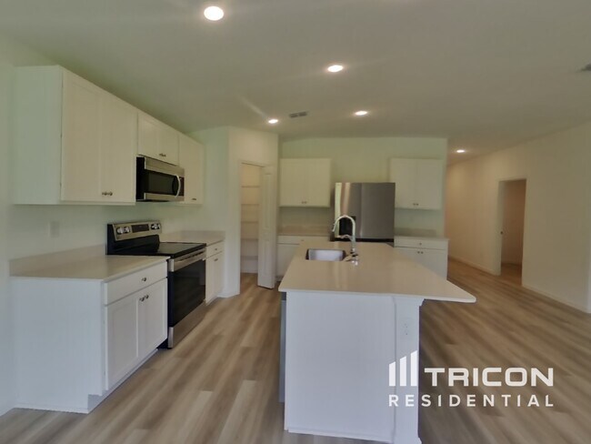 Building Photo - 10746 Lishwood Wy